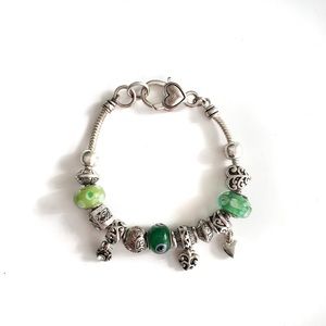 ⭐️5 for $25⭐️ Green Beaded Girly Heart Charm Bracelet
